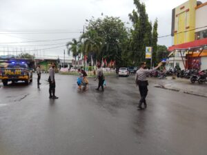 Ciptakan Kelancaran Arus, Satuan Lantas Dan Samapta Polres Dompu Rutin Laksanakan Rawan Pagi