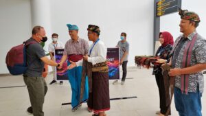 Bandara Lombok Sambut Penumpang Perdana Yang Tiba di Tahun 2023