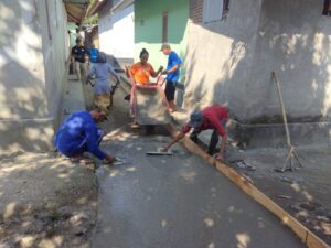 Pelaksanaan Pembangunan Fisik, Pemdes Labulia Terapkan Sistem Padat Karya Desa.