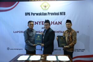 Lombok Tengah Kembali Raih Predikat Opini Wajar Tanpa Pengecualian