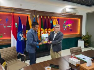 Bupati Lombok Tengah Jalin Kerjasama Dengan UPN Jakarta