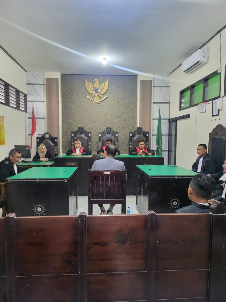 Fihiruddin Divonis Bebas, Pengacara: Kasus Ini Jadi Pembelajaran Untuk Penguasa