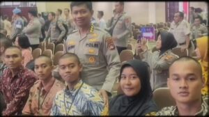 Hebat, Anak Seorang Sopir Di Bima Lulus Taruna Akpol