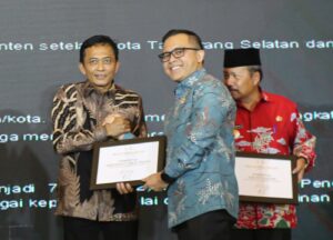 Jadi Daerah Inovatif, Bupati Lombok Tengah Sabet Penghargaan