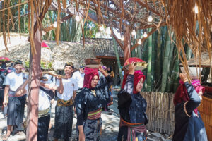 Ritual Besoq Gong Tradisi Unik di Desa Wisata Bonjeruk Lombok Tengah