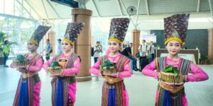 Tarian Kembang Sembah Lepas Pembalap MotoGP 2023 Menuju Australia