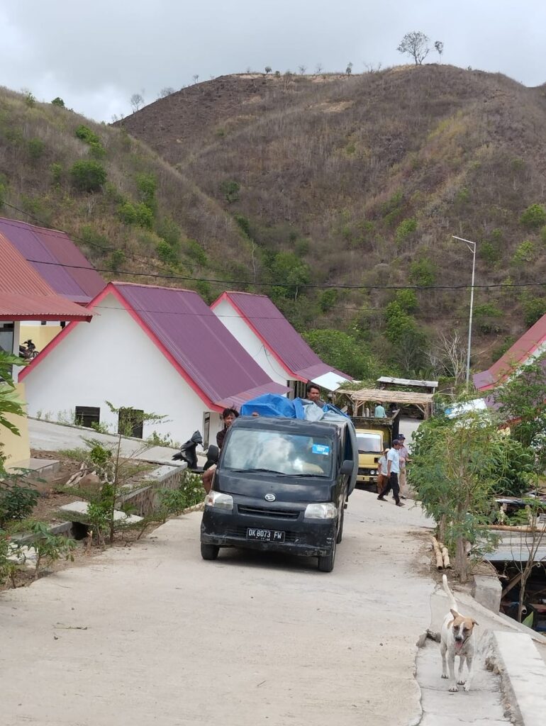 16 KK Warga Relokasi KEK Mandalika Menempati Hunian Tetap di Dusun Ngolang
