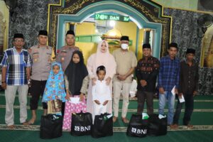 Kapolres Bima dan Bupati Bima Wakili Kapolda NTB Gelar Safari Ramadan di Masjid Talabiu