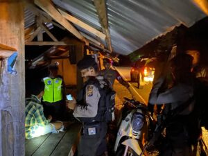 Berantas Aksi Premanisme dan Berandal Jalanan, Gabungan Piket Fungsi Polres Bima Gelar Patroli Malam Hari