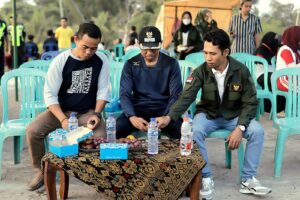 Ketua Karang Taruna Desa Pengenjek Ancam Kepung Kantor Bupati