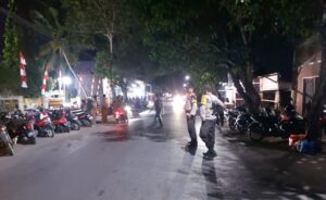 Patroli KRYD, Polsek Woha Interaksi Dengan Masyarakat Imbau Jaga Sitkamtibmas