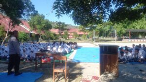 Police Goes to School, Polsek Madapangga Bahaya Narkoba di SMAN I Madapangga