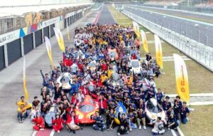 Belasan Negara Berkompetisi Jadi Kendaraan Hemat Energi di Sirkuit Mandalika