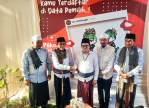 Dampingi Pathul-Nursiah ke KPU, Bentuk Dukungan Penuh TGH Zainudin Atsani di Pilkada Loteng 2024