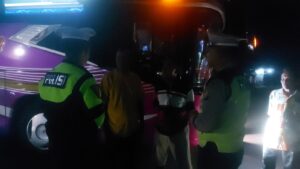 SatLantas Polres Bima Imbau Sopir Bus Malam Untuk Tidak Bunyikan Klakson Tolelot