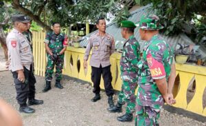 Sinegritas TNI-POLRI, Polsek Monta dan Koramil 1608-7 Monta Amankan Gerak Jalan