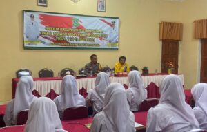 Wakapolres Bima Bekali Wawasan Kebangsaan Bagi Paskibraka Tingkat Kabupaten Bima