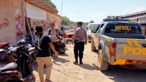 Kapolsek Bolo Pimpin Patroli Rutin dan Sambang Kamtibmas Jelang Tahapan Pilkada