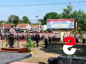 Pimpin Apel Gelar Pasukan, Kapolres Bima Eko Ngaku Siap Amankan Pilkada