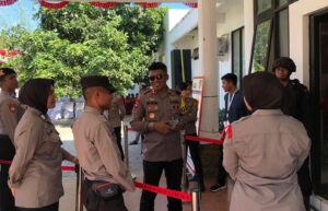 Kapolres Bima Eko Sutomo Pimpin Pengamanan Pendaftaran Bakal Calon Bupati Bima