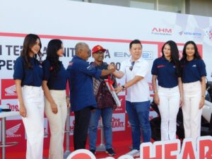 MGPA Menerima 10 Unit Motor Listrik Honda IM1 Dari Sub Department Head Main Dealer Astra Motor NTB