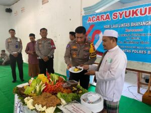 Peringati HUT ke-69, Sat Lantas Polres Bima Gelar Baksos dan Syukuran di Ponpes