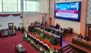 Resmi Dilantik, Ini Pimpinan DPRD Loteng Masa Bakti 2024-2029