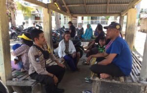 Cooling System, Bhabinkamtibmas Polsek Donggo Sosialisasi Pencegahan Hoax Menjelang Pilkada