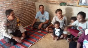 Bhabinkamtibmas Polsek Soromandi Gaungkan Pilkada Serentak Sejuk dan Damai