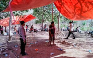 Grebek Judi Sabung Ayam, Warga Blokir Akses Keluar Arena Polsek Belo Ambil Tindakan Tegas