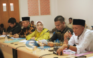 DPRD Lombok Tengah Terima Aspirasi Guru Agama Islam soal Tunjangan 2024