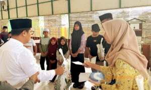 PDAM Lombok Tengah Gelar Bukber dan Santunan Anak Yatim
