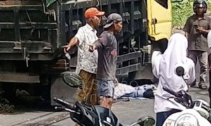 Pelajar SMA Tewas Tertabrak Dump Truk Bermuatan Pasir di Lombok Tengah