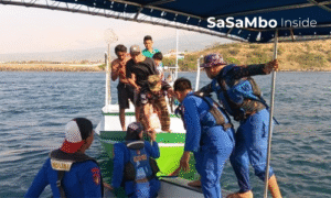Kapal Nelayan Terbalik di Selat Alas, Polairud Polda NTB Selamatkan Lima Korban