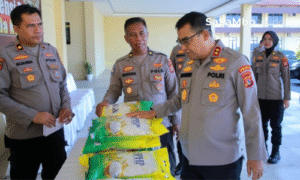 Kapolda NTB Turun Langsung Tinjau Pasar Murah untuk Masyarakat