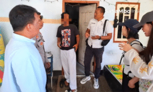 Guide Surfing di Selong Belanak Diamankan Polisi Gegara Curi iPhone Turis