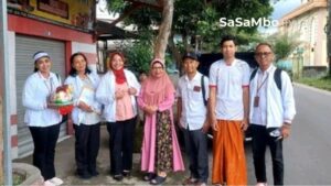 YJI Lombok Tengah Dampingi Penyerahan Dana untuk Pasien Rahmawati HD Poutri