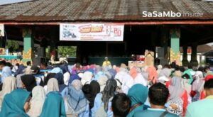 Jalan Sehat Semarak HUT PGRI dan Hari Guru Nasional ke-80 Warnai Alun-Alun Tastura