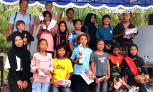 Dorong Desa Wisata, Lomba Bahasa Inggris Antar Dusun Digelar di Selong Belanak