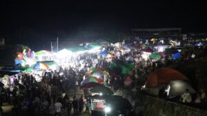 Berkah Bau Nyale 2026, UMKM Raup Untung Jutaan Semalam