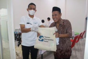Metland Hotel Cirebon Gelar Bakti Sosial & Pemeriksaan Kesehatan Gratis dalam Rangka HUT ke-12