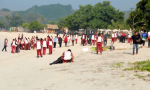 Jaga Pesona Tanjung Aan, Kapolda NTB Edy Murbowo Ajak Masyarakat Peduli Lingkungan