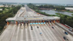 Potongan Tarif Tol Berlaku Hari ini di Tol Trans Jawa, JTT Terus Pantau Lalu Lintas Melewati GT Cikampek Utama