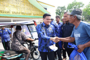 Ramadan Berkah Jelang Lebaran, KOMBAT Sumut Berbagi Taliasih dan Bingkisan untuk Ribuan Warga