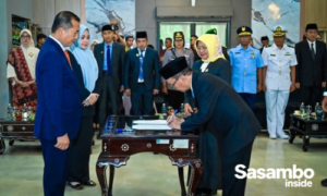 Resmi Dilantik, Abul Chair Jadi Sekda NTB, Gubernur Iqbal Ajak Bangun Daerah Secara “Berjamaah”