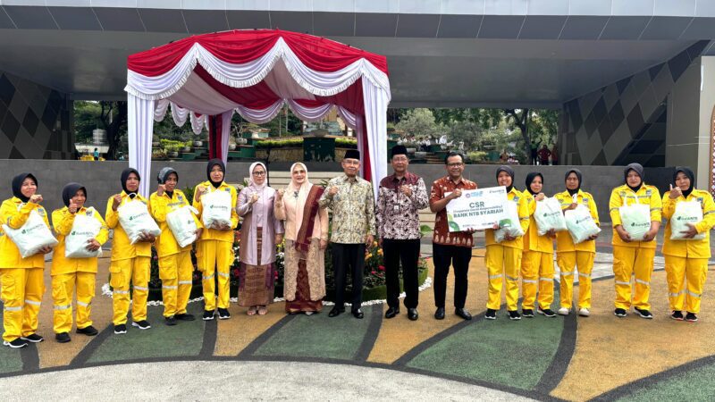 Peringati Hari Kartini, Bank NTB Syariah Apresiasi Perempuan Pejuang Kebersihan Kota Mataram