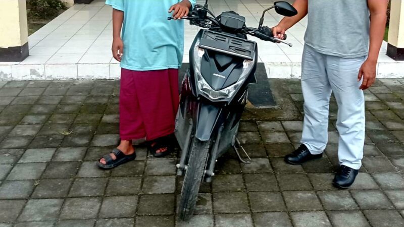 Gadaikan Motor Curian, Pemuda Kuripan Utara Tak Berkutik Saat Ditangkap