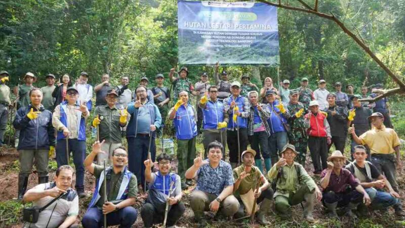 Lewat Program Ikonik, Pertamina Foundation Nyalakan Semangat Menjaga Bumi