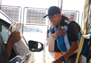 Rayakan Hari Konsumen, JTT Berikan Kejutan Manis Pengguna Jalan Tol Trans Jawa