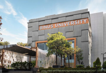 Right System, Right Expert: Peran Strategis Sistem Informasi dalam Membangun Proses Bisnis Berkelanjutan